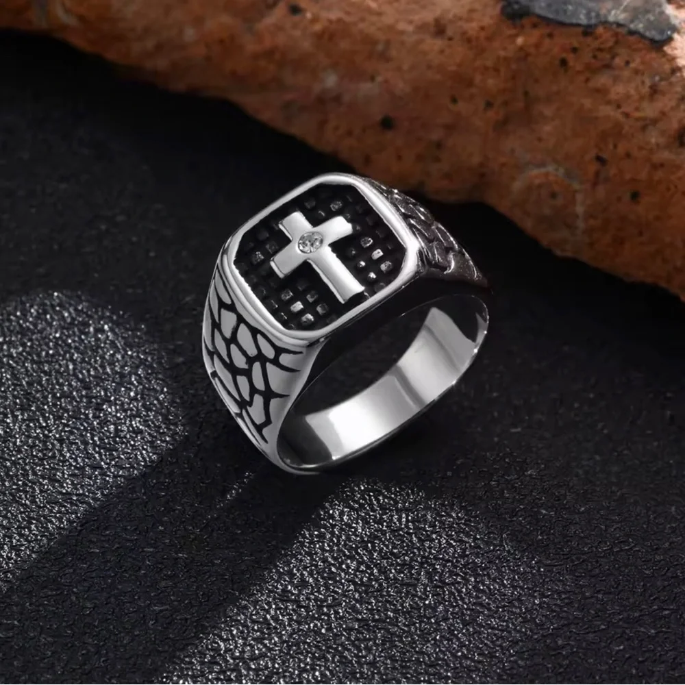 Stainless steel mens new cross ring